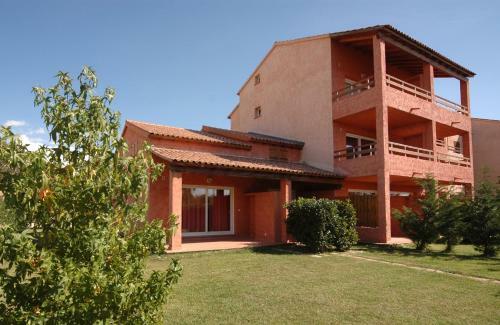 Studio Apartment For 23 People 150 M From The Sea From 39 Day
