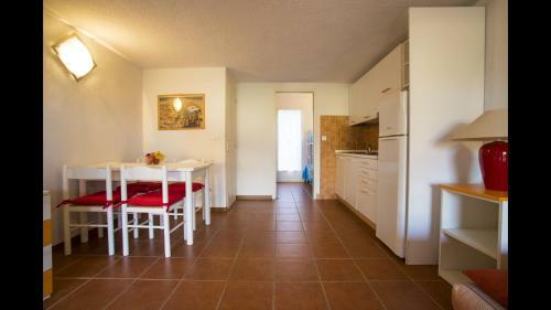 Studio Apartment For 23 People 150 M From The Sea From 39 Day