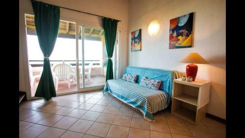 Studio Apartment For 23 People 150 M From The Sea From 39 Day