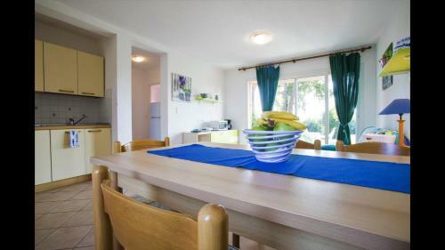 Apartment For 6 People On The Sea
