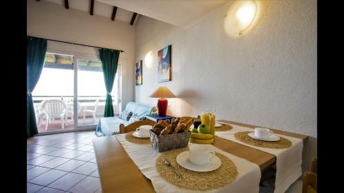 Apartment For 6 People On The Sea