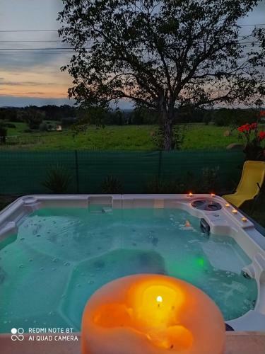 Bed & Breakfast La Parenth�se Chambre Spacieuse Avec Spa Privatif