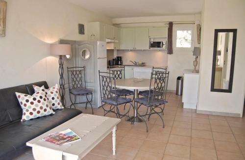 Cypr�s Du Paradis � Gordes
