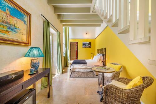 Hostal Le Clos De Gordes