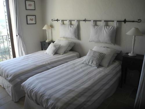 Bed & Breakfast Oustau De Piera