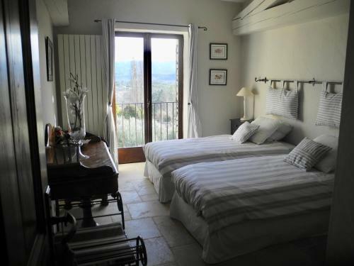 Bed & Breakfast Oustau De Piera