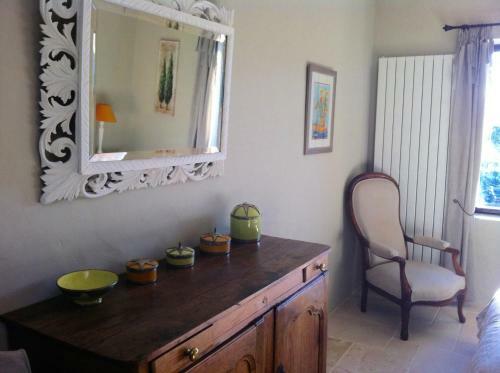 Bed & Breakfast Oustau De Piera