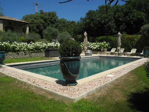 Bed & Breakfast Oustau De Piera