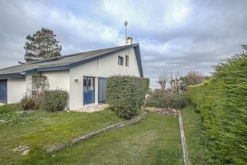 Large Seafront Family Home
