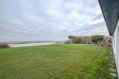 Large Seafront Family Home