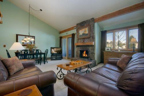 Hotel The Aspens Racquet Club