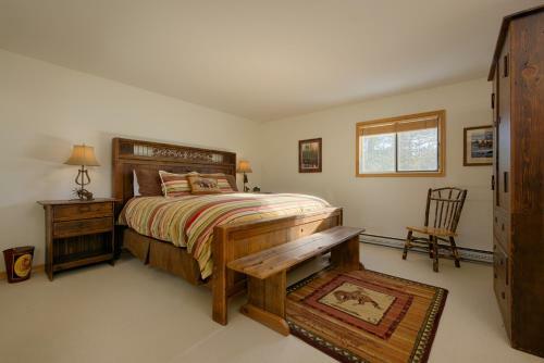 Hotel The Aspens Racquet Club