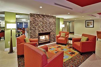 Hotel La Quinta Inn & Suites Summersville