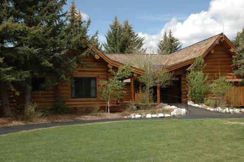 Hotel The Hatchet Resort