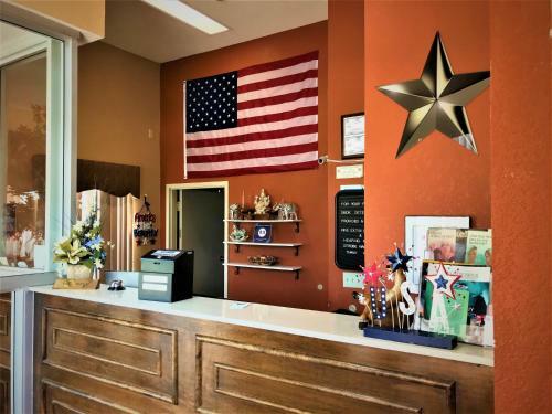 Motel America's Best Inn