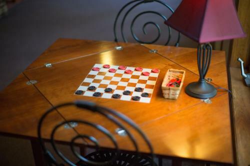 Hotel Somerset Inn & Suites