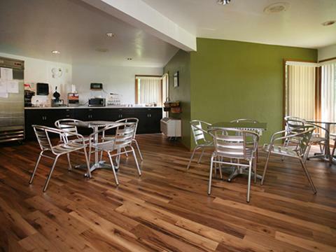 Hotel Pine Grove Resort
