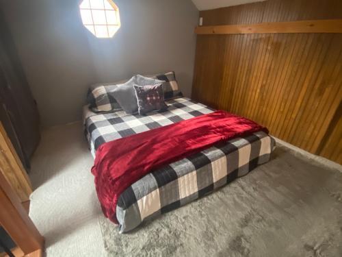 Villa Newly Remodeled Riverfront Cabin In Crane Country