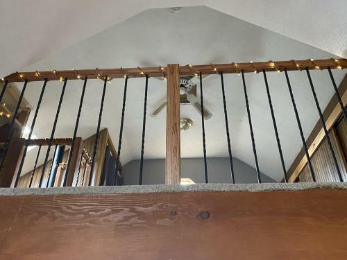 Villa Newly Remodeled Riverfront Cabin In Crane Country