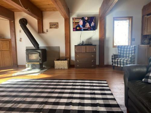 Villa Newly Remodeled Riverfront Cabin In Crane Country