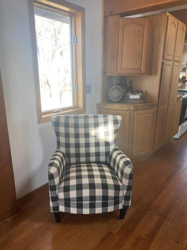 Villa Newly Remodeled Riverfront Cabin In Crane Country