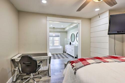 Luxe Omaha Home With Yard - 3 Mi To Downtown!