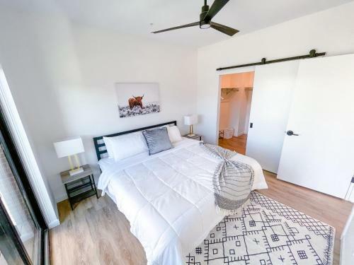 Bright 1bd/1ba Downtown Omaha Apartments