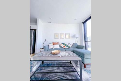 Bright 1bd/1ba Downtown Omaha Apartments