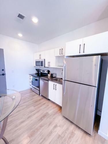 Bright 1bd/1ba Downtown Omaha Apartments