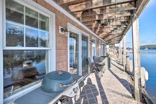Apartamento Waterfront Getaway With Boat Slip On Alton Bay!