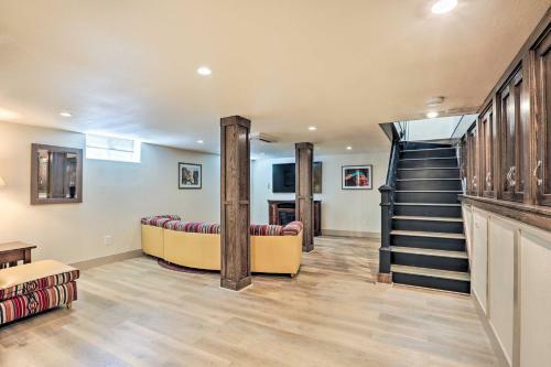 Luxe Home With Backyard Oasis About 1 Mi To Midtown