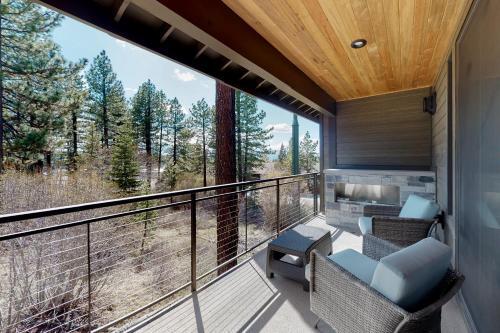 Gondola Vista - Gunbarrel - #2