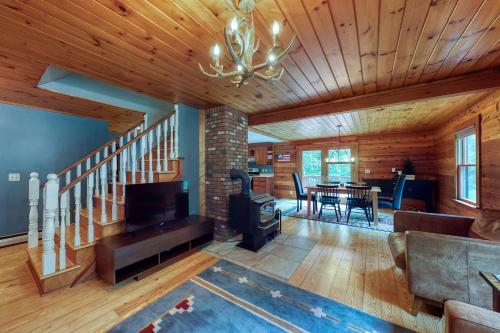 Attitash Abode