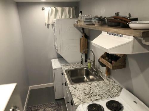 Comfy Country Setting Apartment In Central NH