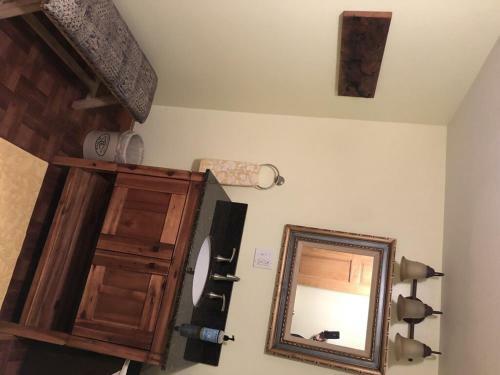 Comfy Country Setting Apartment In Central NH