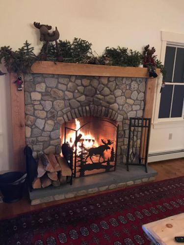 Mo Private Home In Beautiful Wooded Setting - Close To Bretton Woods AC
