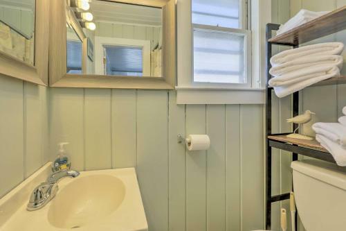 Apartamento Coastal Retreat Hampton Apt Less Than 1 Mi To Beach!