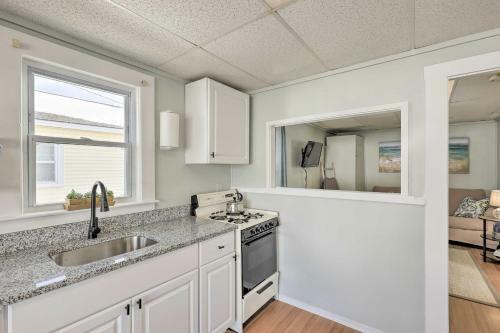 Quaint Hampton Villa - Walk To Beach And Dining