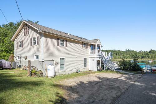 Fish Cove Waterfront Retreat!
