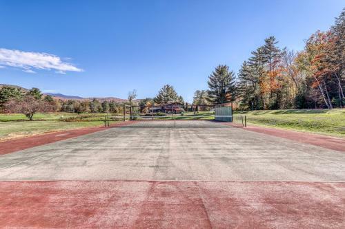 Mountain & Golf Retreat