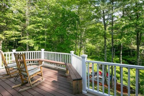 Large House W/hottub, Bar, Patio, Theater, Game Rm