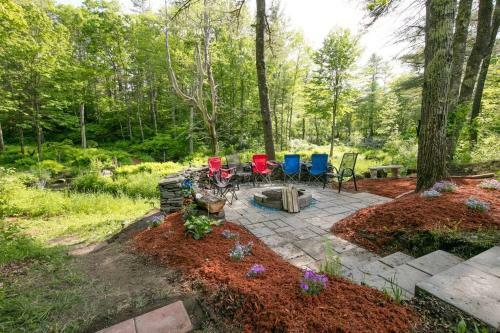 Large House W/hottub, Bar, Patio, Theater, Game Rm