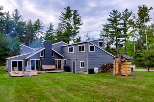 Tranquil Mountain Lodge