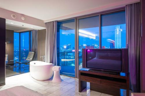 Apartamento Stripviewsuites Two-bedroom Conjoined Suite At Palms Place