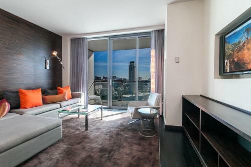 Apartamento Strip View Luxury Condo Balcony, Kitchen, Pool