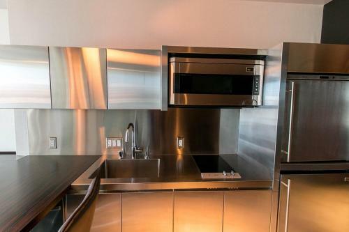 Apartamento Strip View Luxury Condo Balcony, Kitchen, Pool