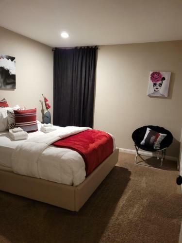 Beautiful 3 Bed/2 Bath Cozy Get Away Home
