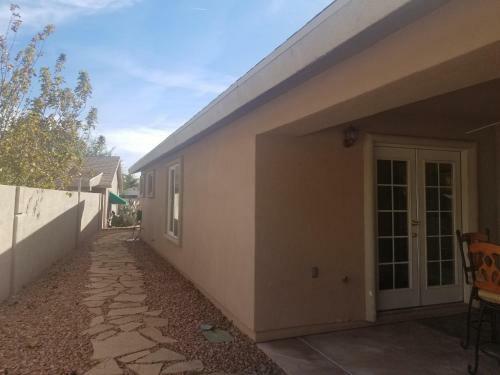 Very Private, Gated, Huge Floorplan, Wifi, Washer&dryer