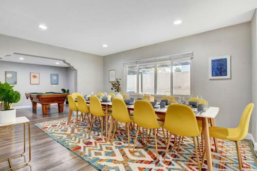Modern Lockdown At 7br, 4ba, Pool, Spa And Games 31 Days Only