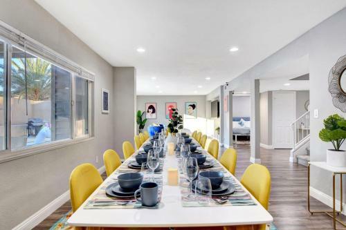 Modern Lockdown At 7br, 4ba, Pool, Spa And Games 31 Days Only